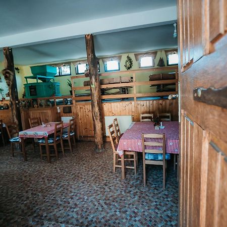 Moara De Piatra Hotell Carta  Exteriör bild