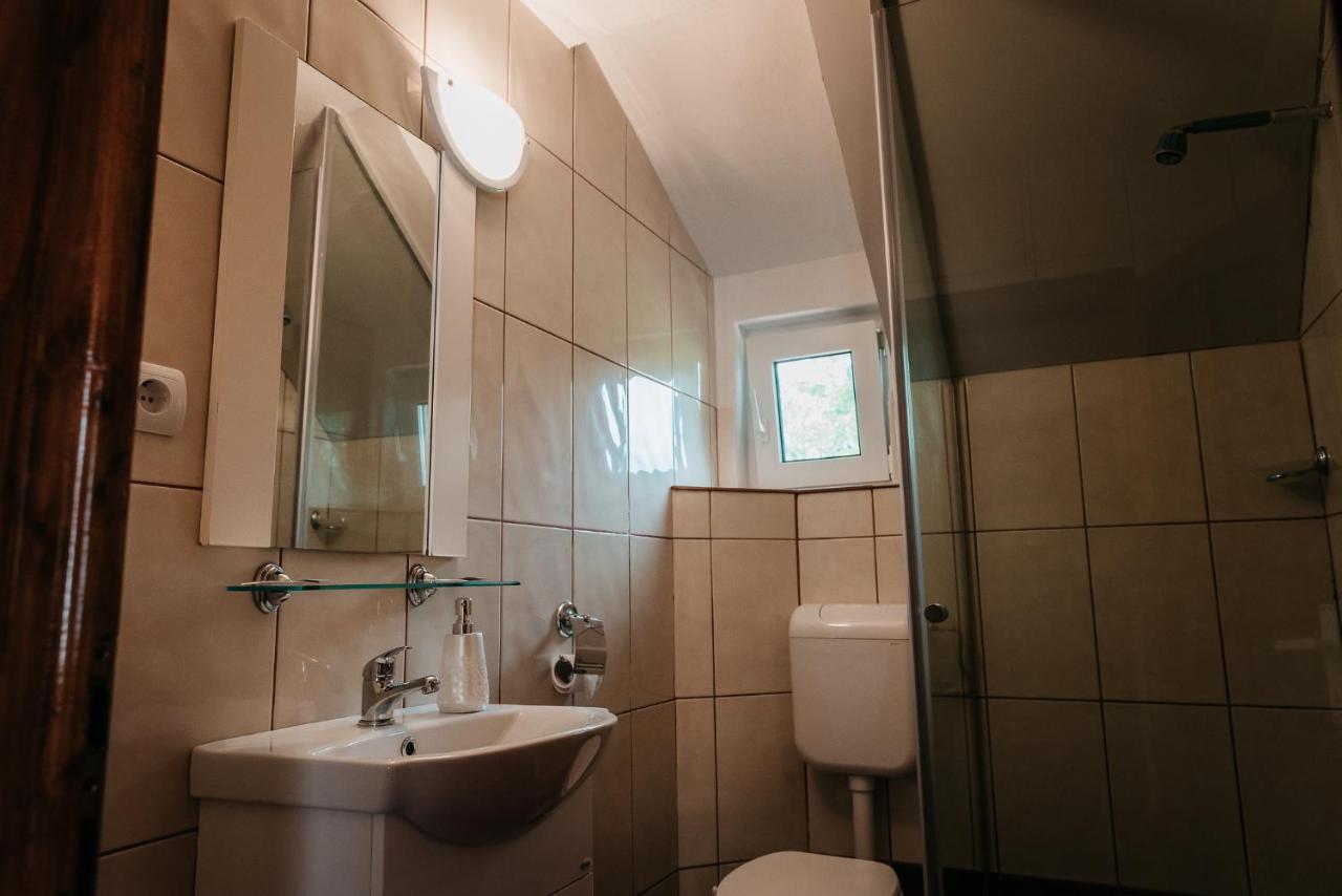 Moara De Piatra Hotell Carta  Exteriör bild