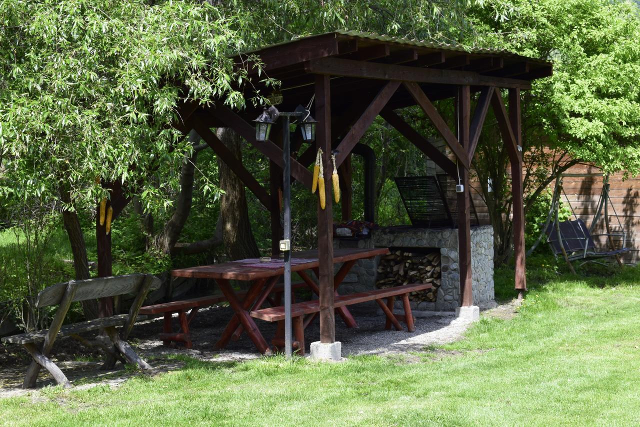 Moara De Piatra Hotell Carta  Exteriör bild
